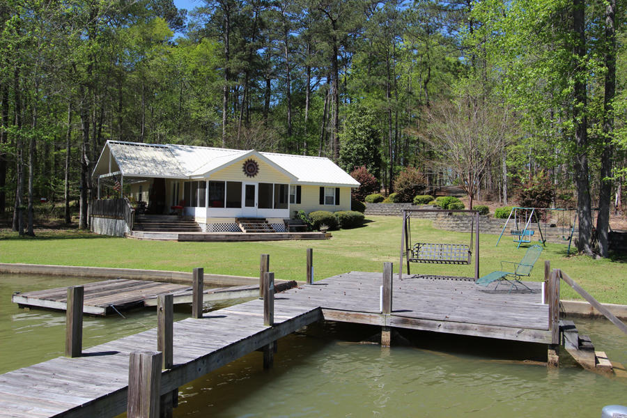 8090 PINE NEEDLE Rd, Equality, AL 36026
