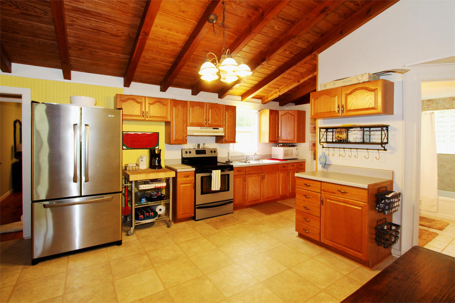 8090 PINE NEEDLE Rd, Equality, AL 36026