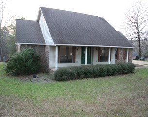 218 Five Mile Rd, Eufaula, AL 36027