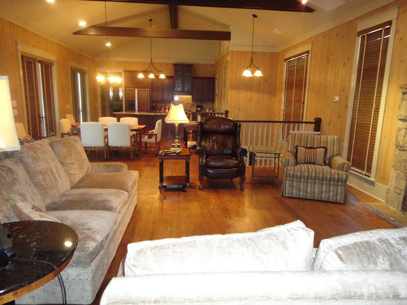 001 Sunset Blvd., Eufaula, AL 36027