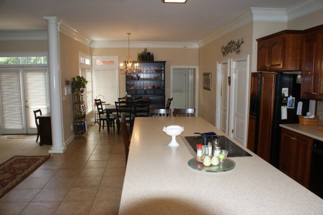 2112 Foxridge Road, Eufaula, AL 36027
