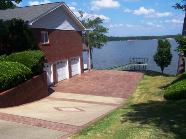 316 Pebble Beach Drive, Eufaula, AL 36027