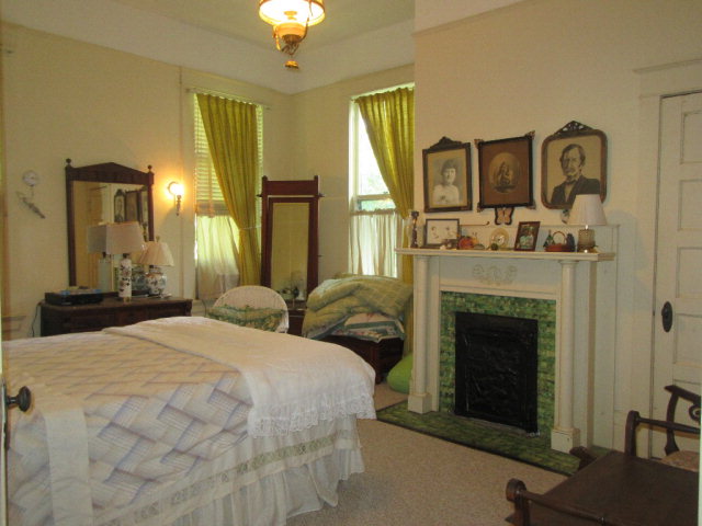 215 W. BROAD, Eufaula, AL 36027