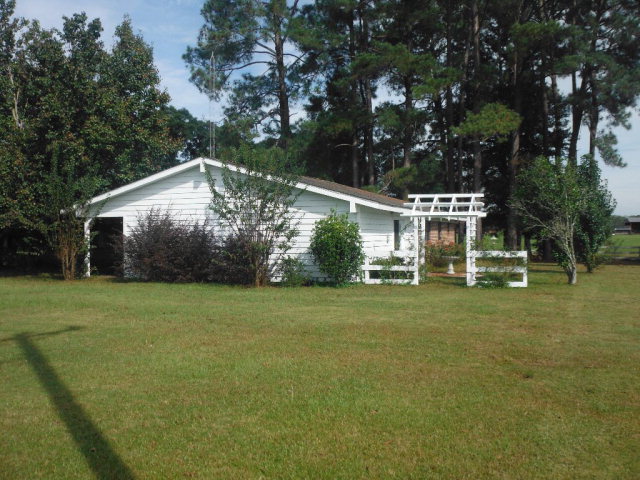 1055 Glenwood Road, Goshen, AL 36035