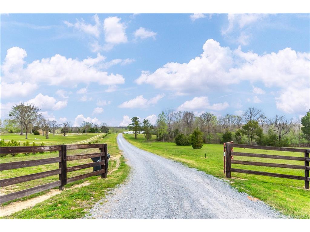 162 Jaybird Lane, Pike Road, AL 36064