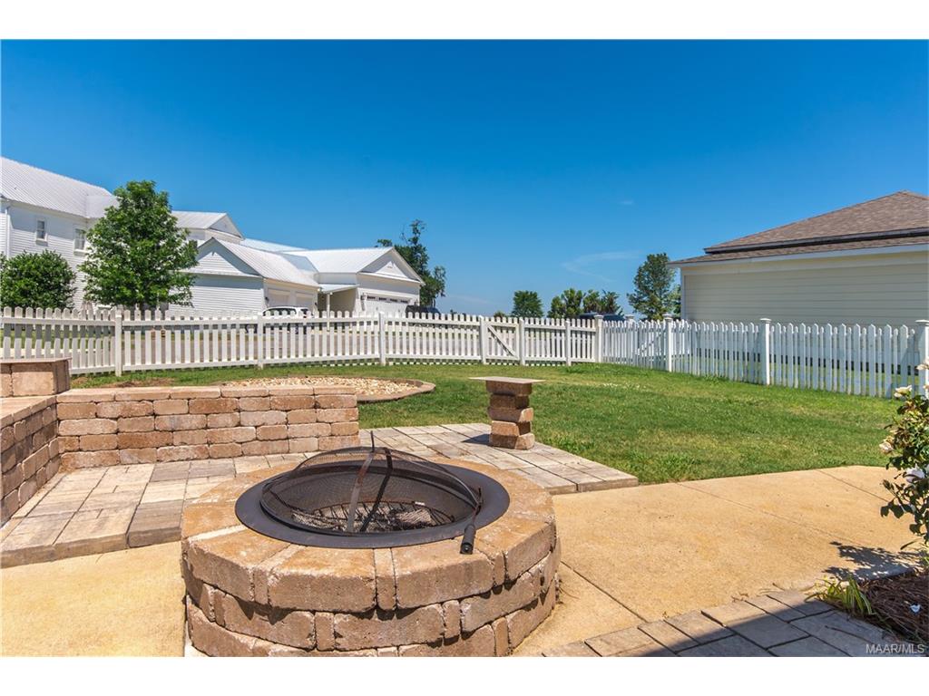 23 Double Oak Avenue, Pike Road, AL 36064
