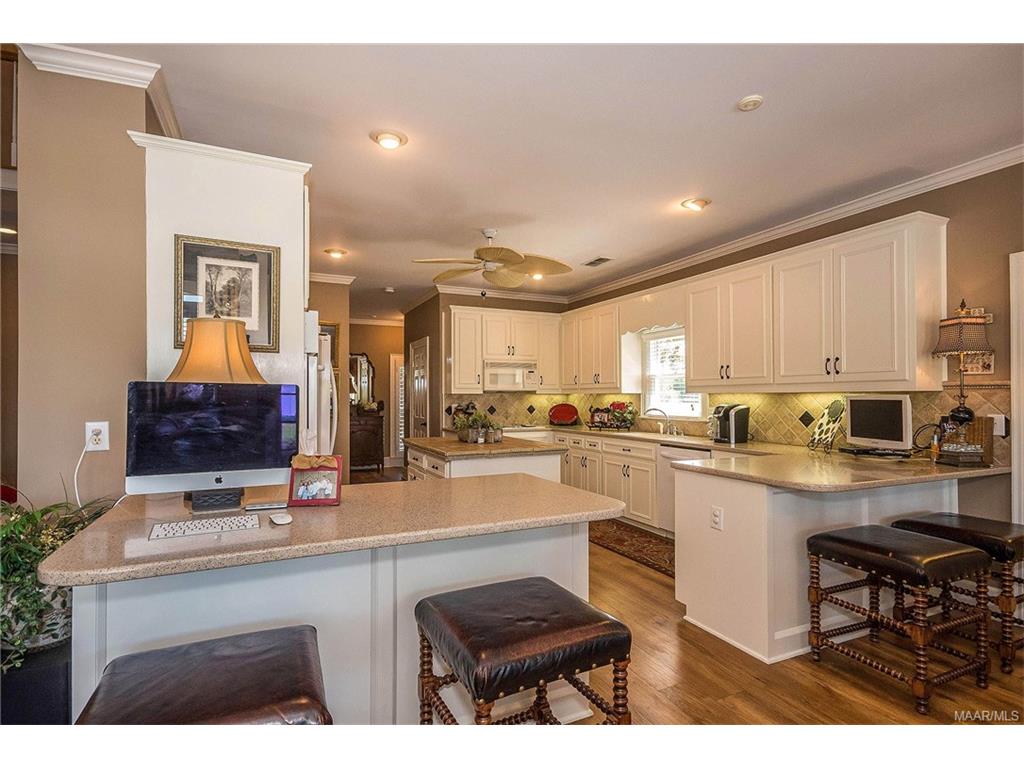 44 Farmington Lane, Pike Road, AL 36064