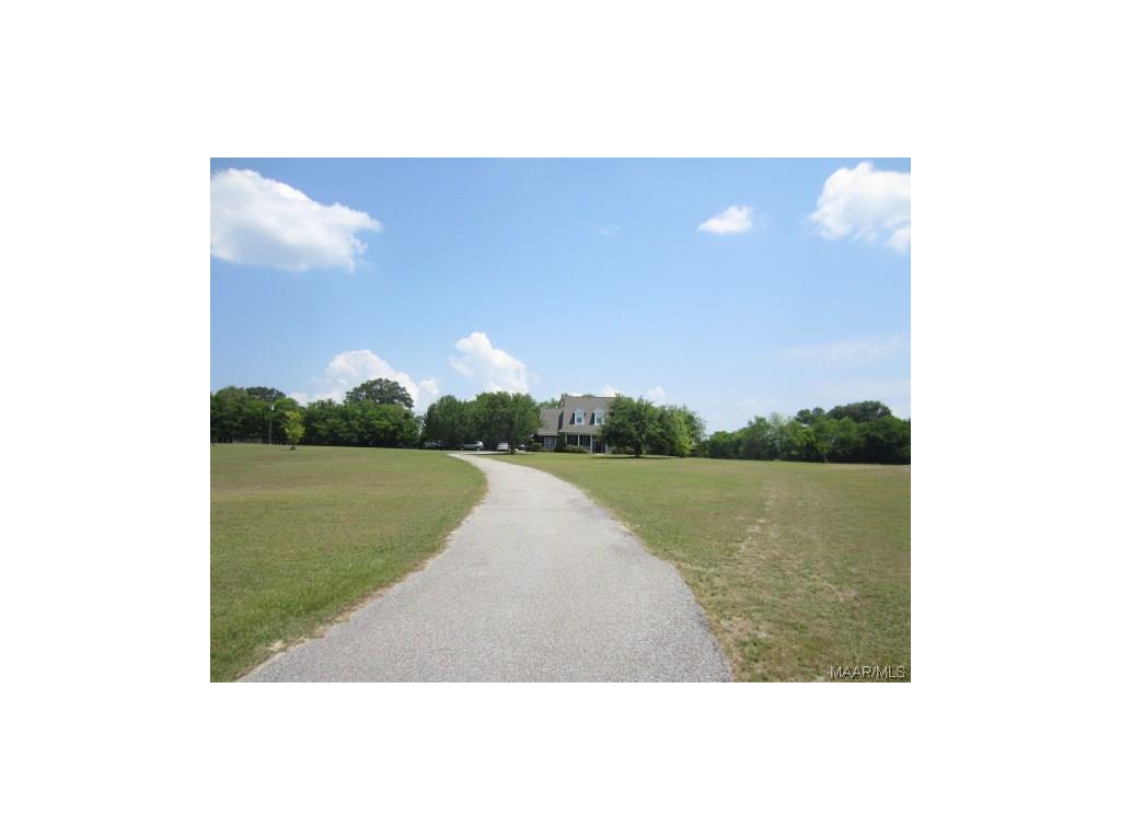 89 Chaseway Drive, Pike Road, AL 36064