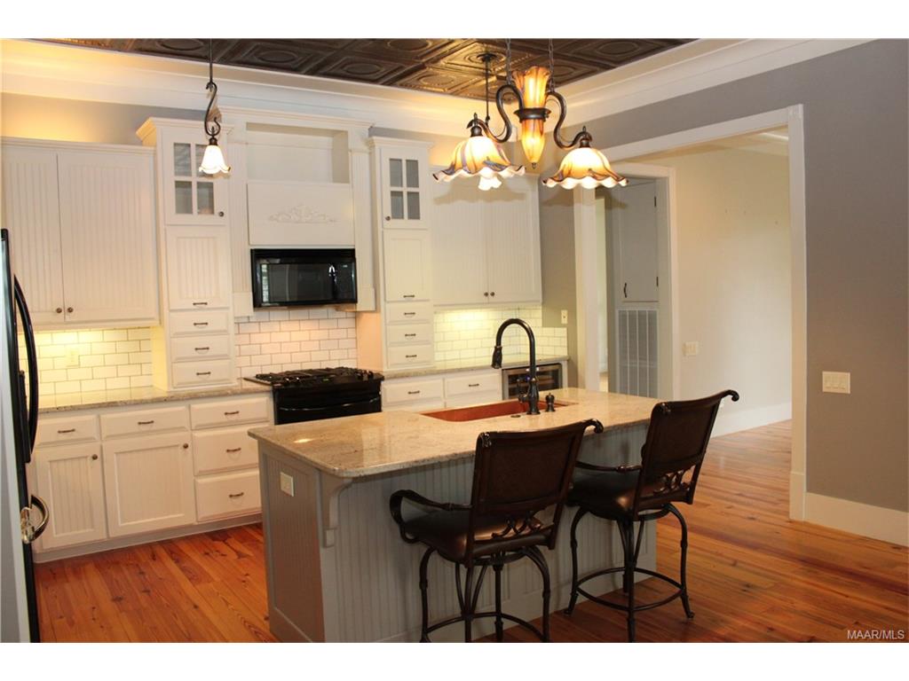 13 Avenue Of The Waters ., Pike Road, AL 36064