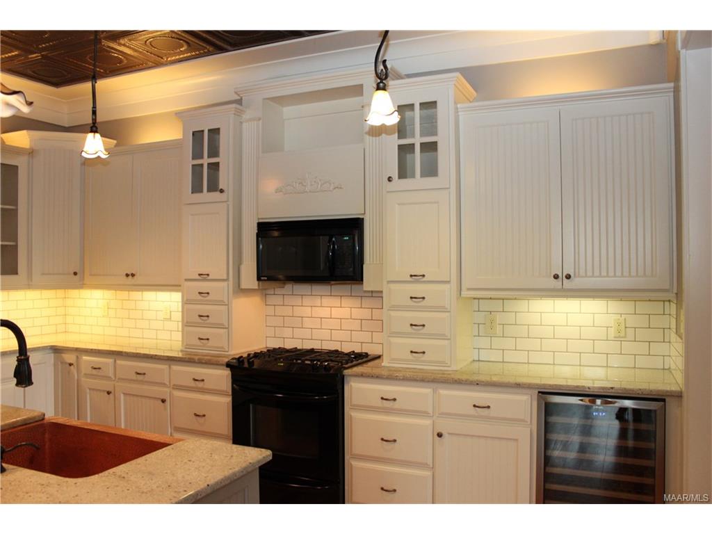13 Avenue Of The Waters ., Pike Road, AL 36064