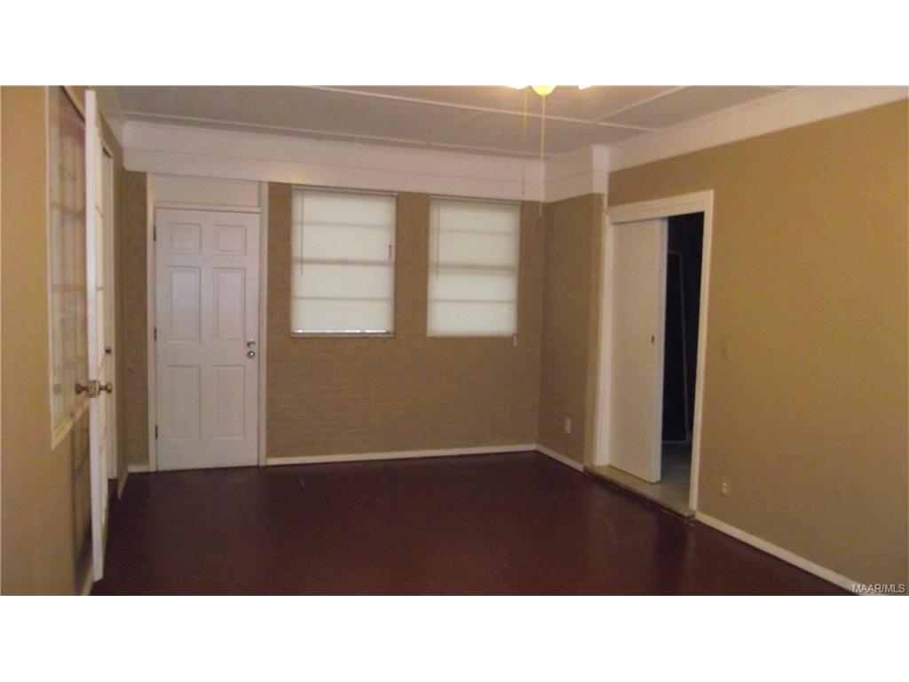 1003 Geneva Street, Prattville, AL 36066