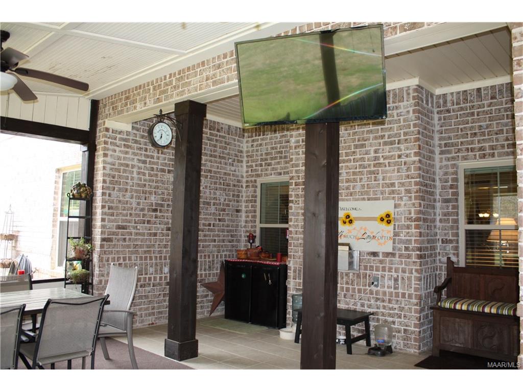 171 BARKLEY Street, Prattville, AL 36066