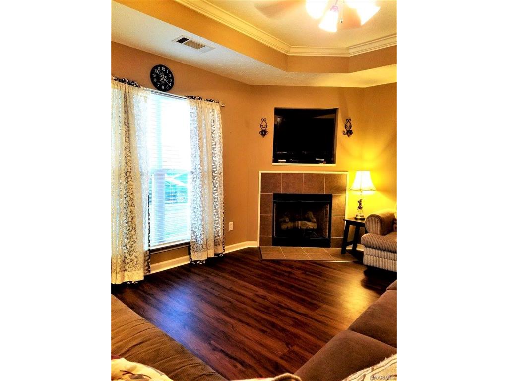 740 Buena Vista Loop, Prattville, AL 36067