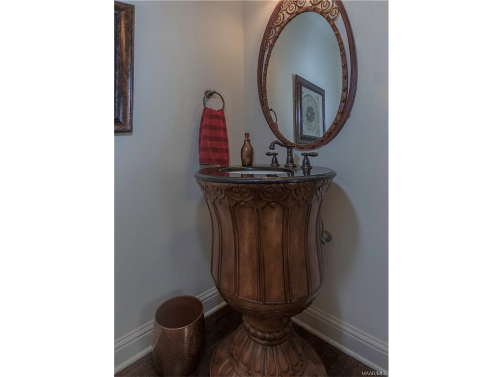 812 HEARTHSTONE Drive, Prattville, AL 36067