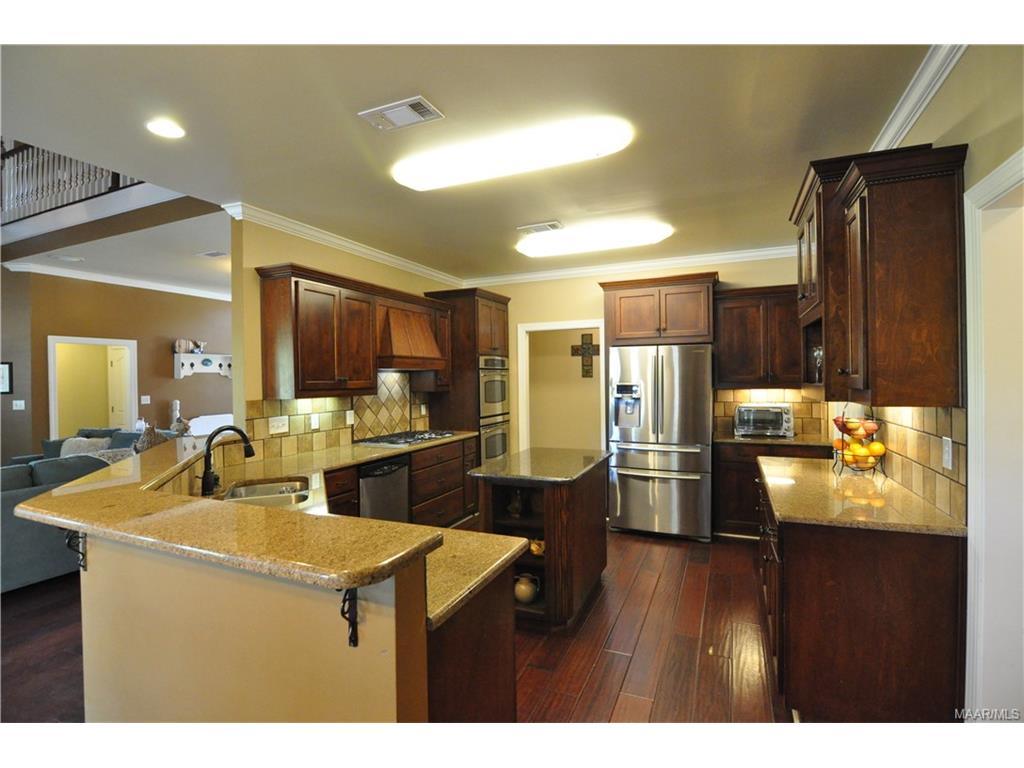 705 BELLE MAISON Drive, Prattville, AL 36067
