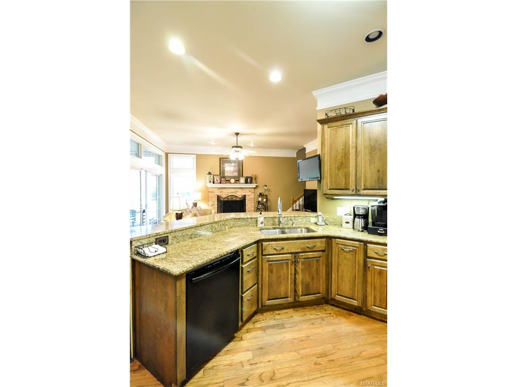 809 Mountain Lake Court, Prattville, AL 36067