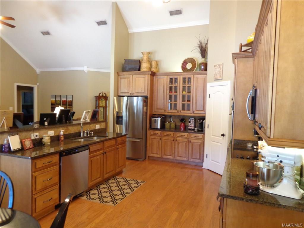1738 41st Court, Prattville, AL 36067