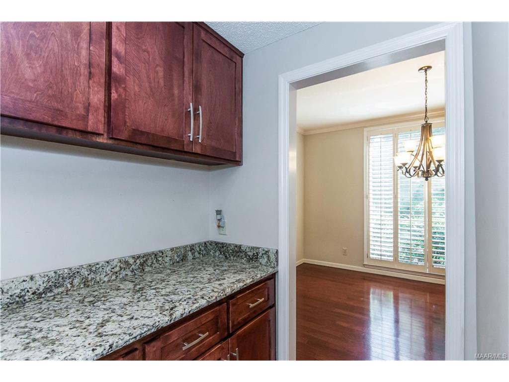 1077 CHOCTAW RIDGE Road, Prattville, AL 36067