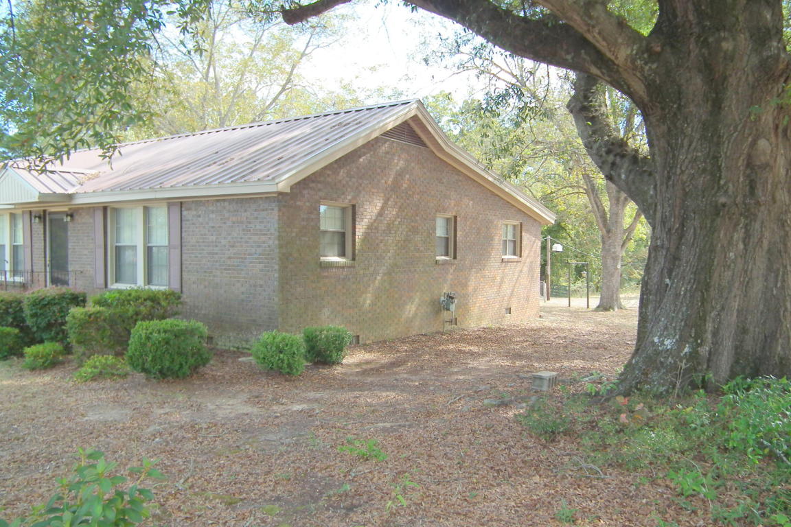 201 Pinehurst, Tallassee, AL 36078