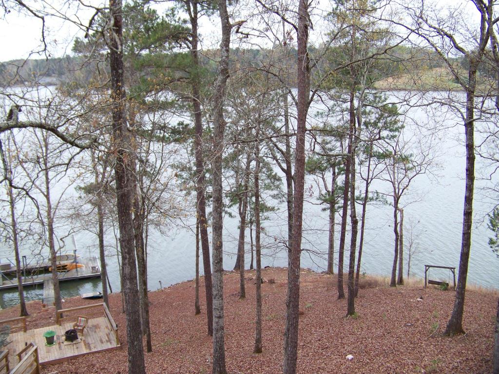 335 HIGH POINT Dr, Tallassee, AL 36078