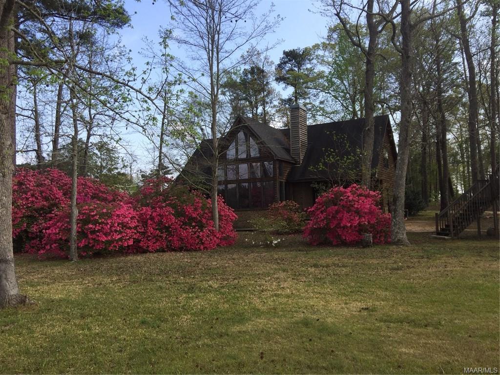 924 Lakeland Drive, Titus, AL 36080