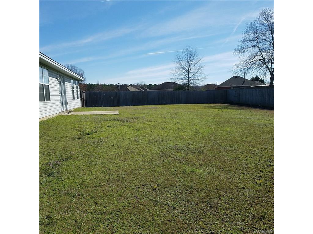 52 Cottingham Drive, Wetumpka, AL 36092
