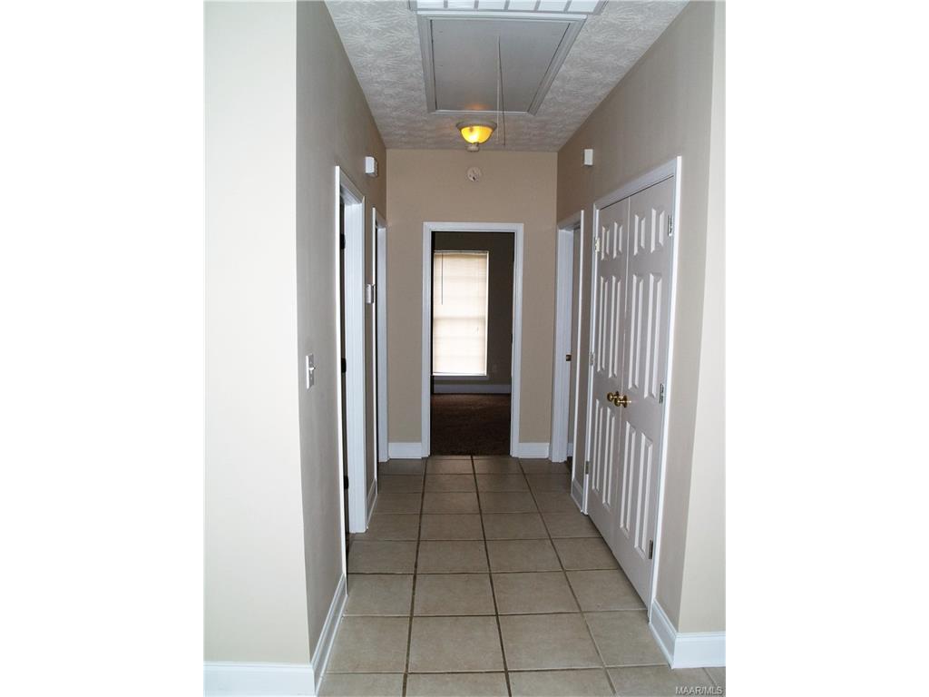 81 Oakleigh Dr. Drive, Wetumpka, AL 36092