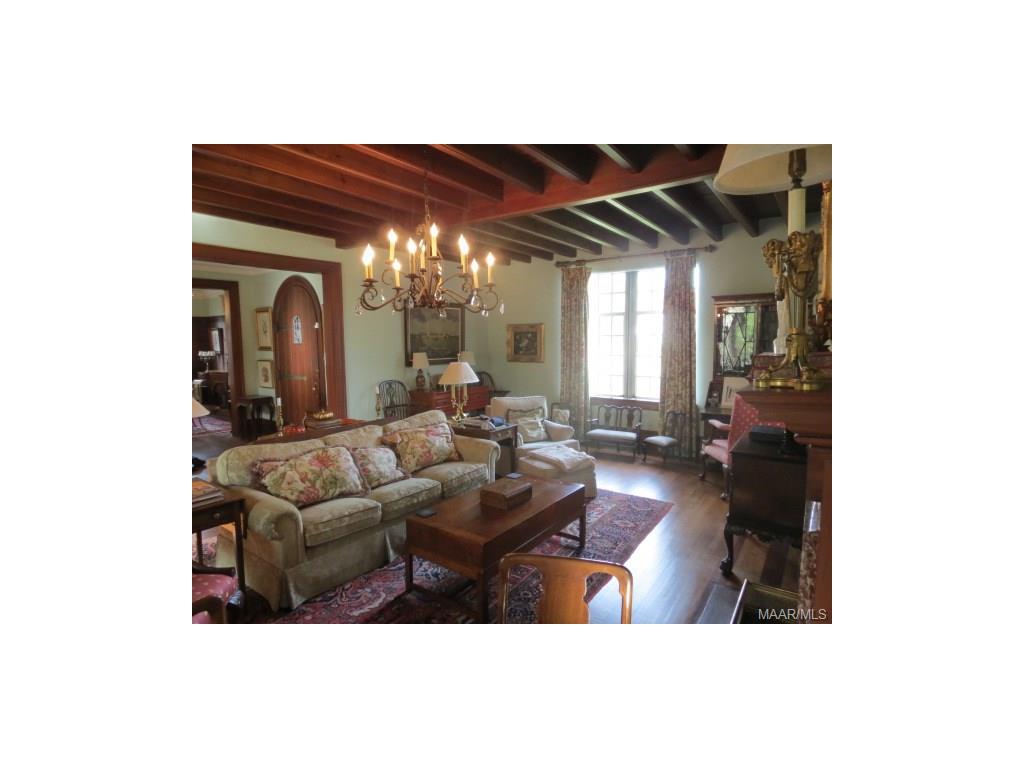 2150 College Street, Montgomery, AL 36106