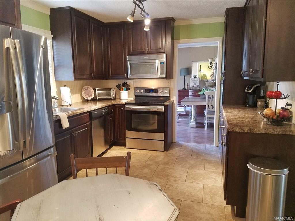 15 RANCH Drive, Montgomery, AL 36109