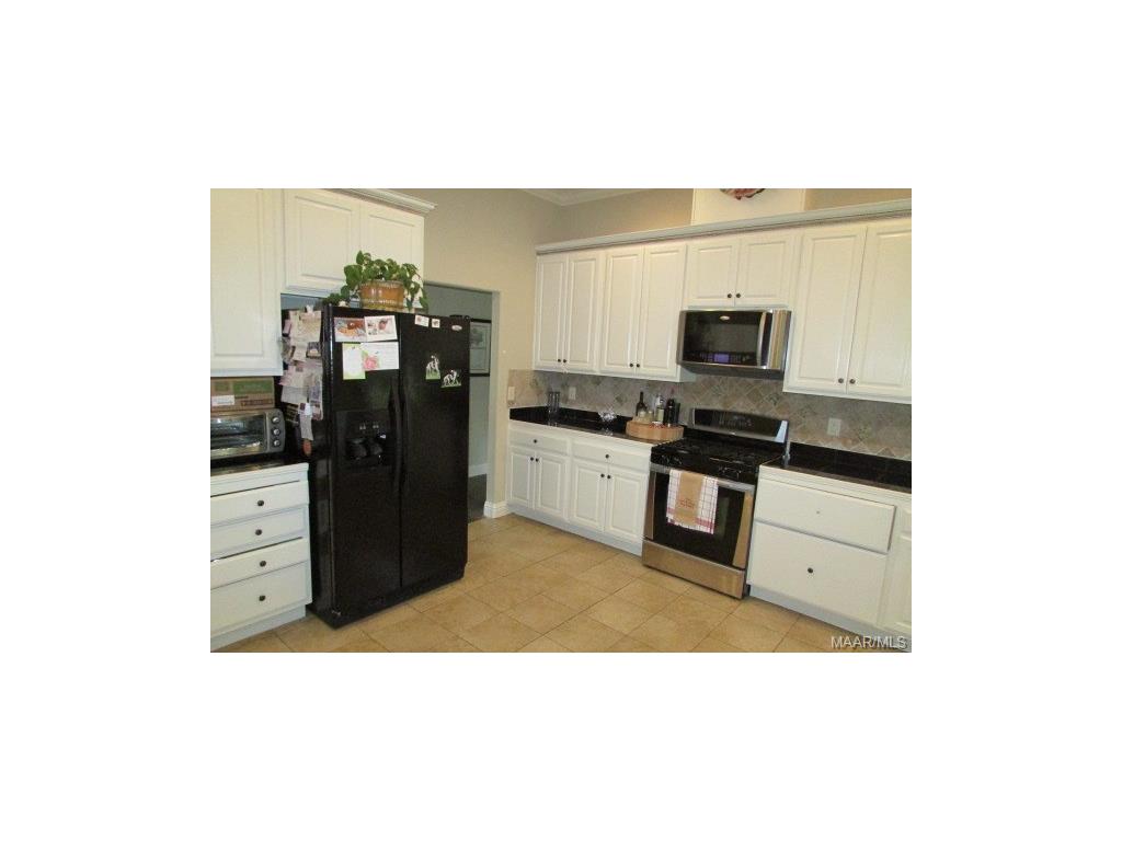 676 Flagstaff Drive, Montgomery, AL 36109