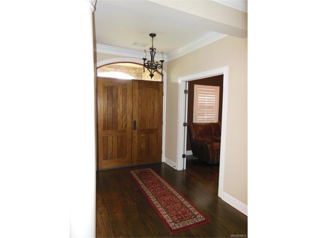 8706 VINTAGE Way, Montgomery, AL 36116