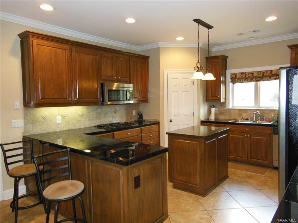 8706 VINTAGE Way, Montgomery, AL 36116