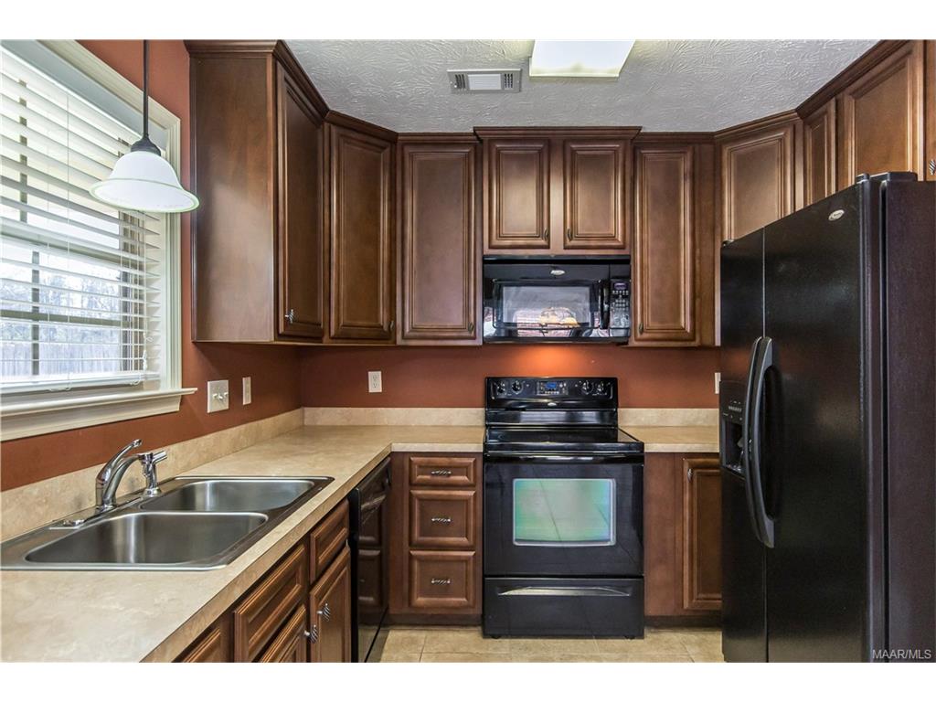 8712 Lindsey Lane, Montgomery, AL 36117