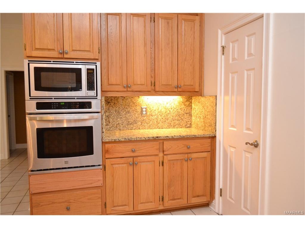 7844 LAKERIDGE Drive, Montgomery, AL 36117