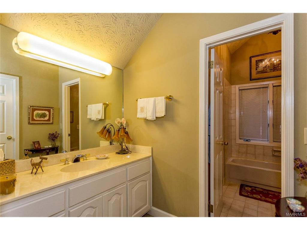 8107 Dogwood Lane, Montgomery, AL 36117