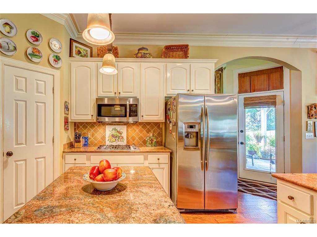625 TOWNE LAKE Drive, Montgomery, AL 36117