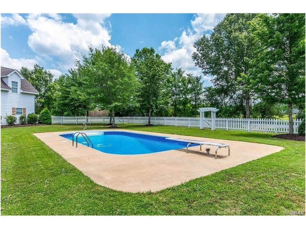 100 FOXCHASE Drive, Pike Road, AL 36117