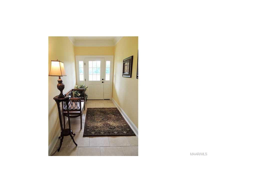 100 FOXCHASE Drive, Pike Road, AL 36117