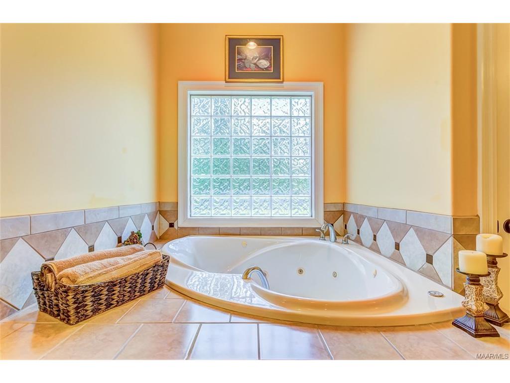 8224 Tuscany Manor, Montgomery, AL 36117