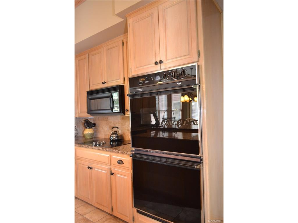 8030 LAKERIDGE Drive, Montgomery, AL 36117