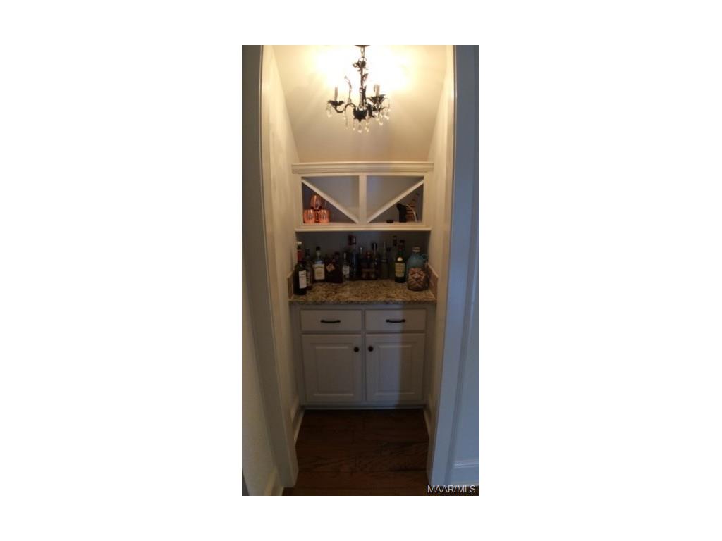 1524 OLD PARK Row, Montgomery, AL 36117
