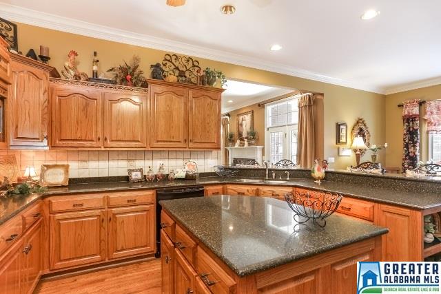 230Willow Cove Rd, Oxford, AL 36203