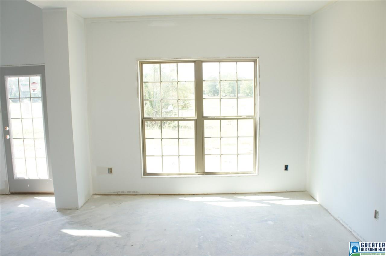 173Rome Beauty Cir, Oxford, AL 36203