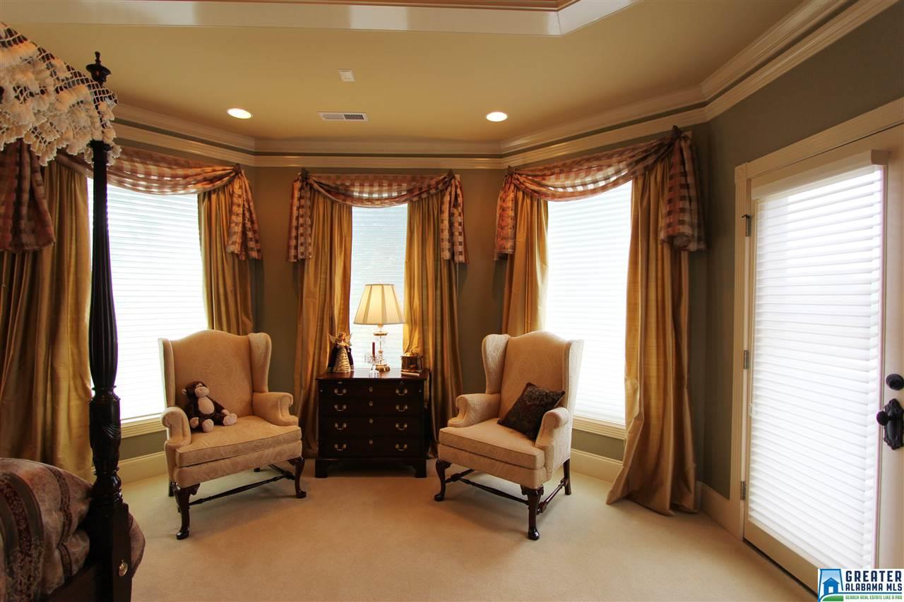 5230 RED OAK DR, Oxford, AL 36203