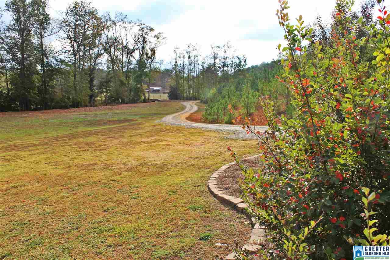 435 EARL ROBERTS RD, Anniston, AL 36207