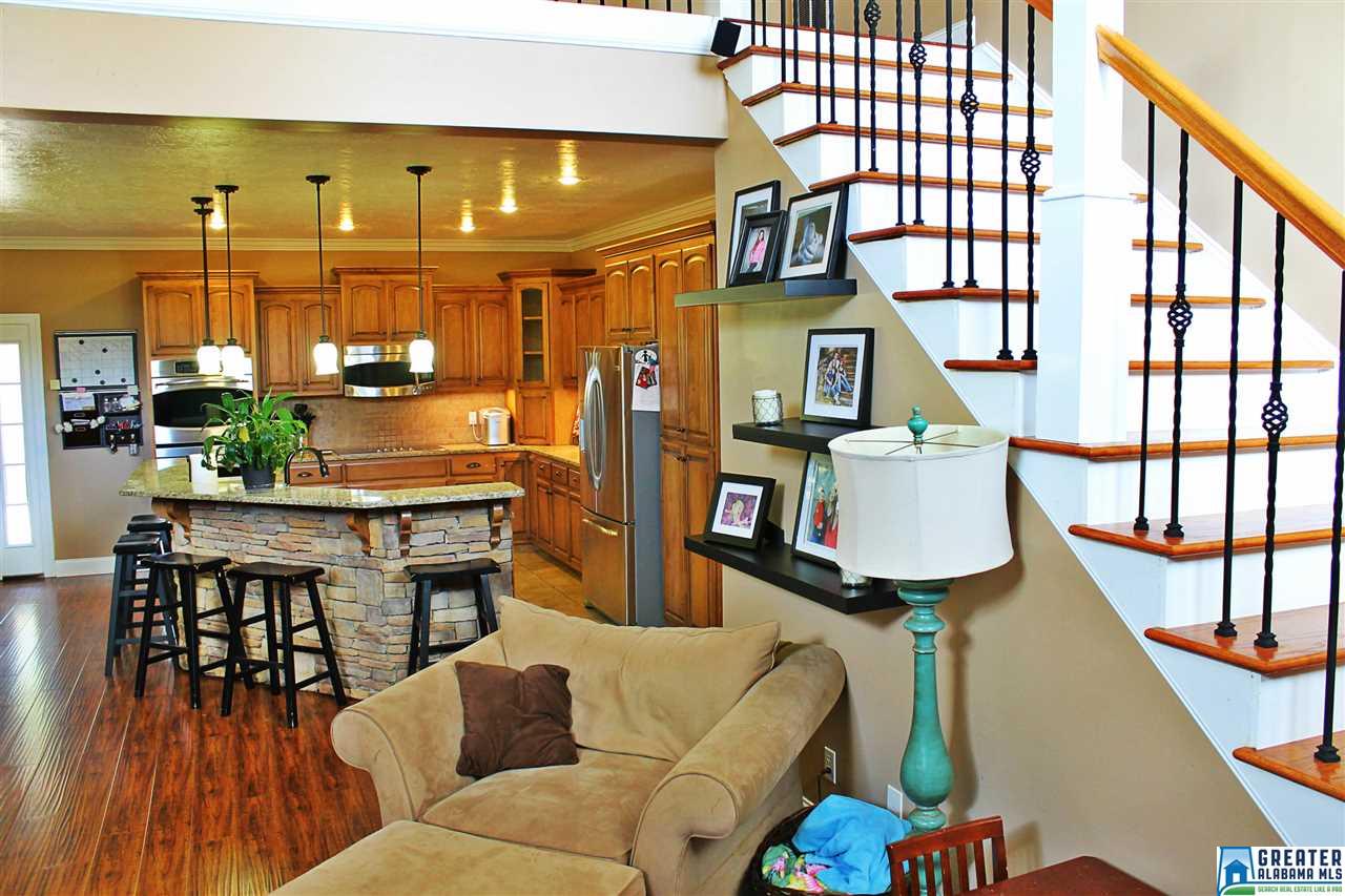 435 EARL ROBERTS RD, Anniston, AL 36207