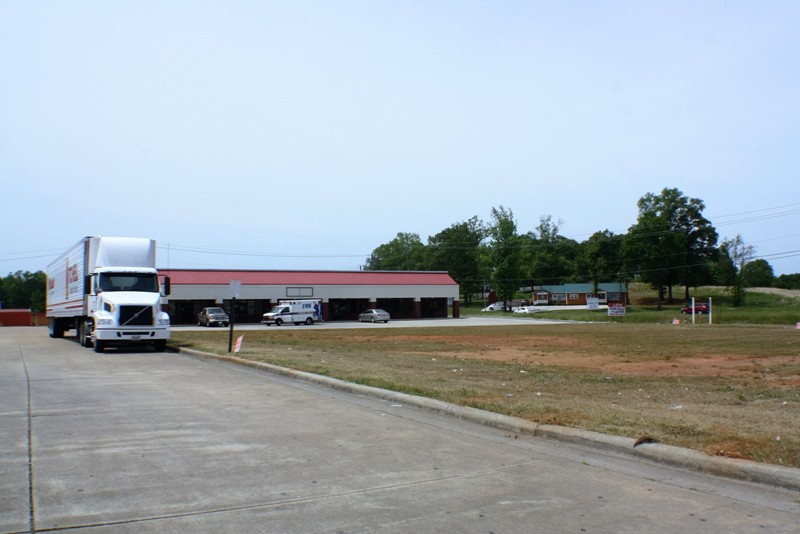 111 l Valley Dr., Alaexandia, AL 36250