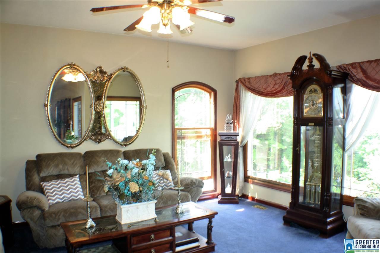 1981Mohawk Cliff Rd, Ohatchee, AL 36271
