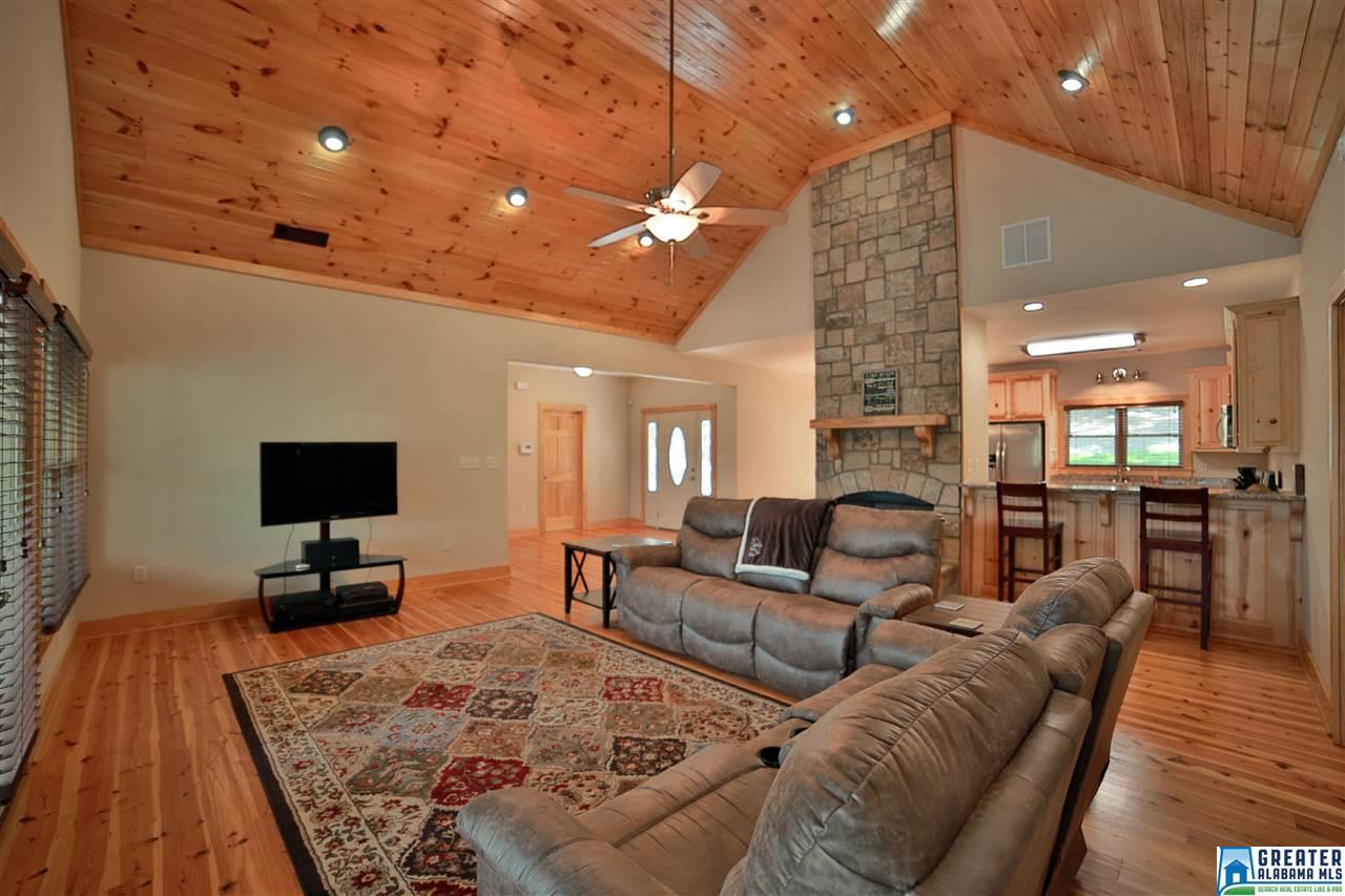 241 BOB WHITE DR, Wedowee, AL 36278
