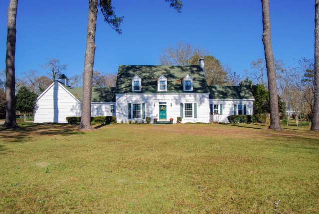 4555 Cottonwood Rd, Dothan, AL 36301